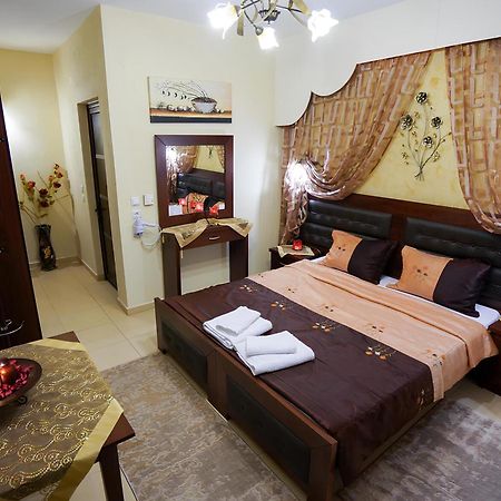 Отель Relax Pozar Като-Лутраки Экстерьер фото